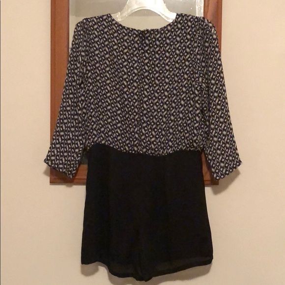 Black romper - Picture 4 of 5